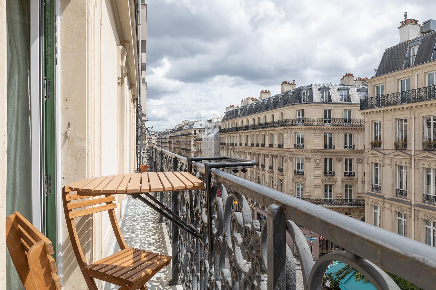 Paris Home Collection Serviced Apartments In Opera - Rue Saint-Lazare Exteriör bild