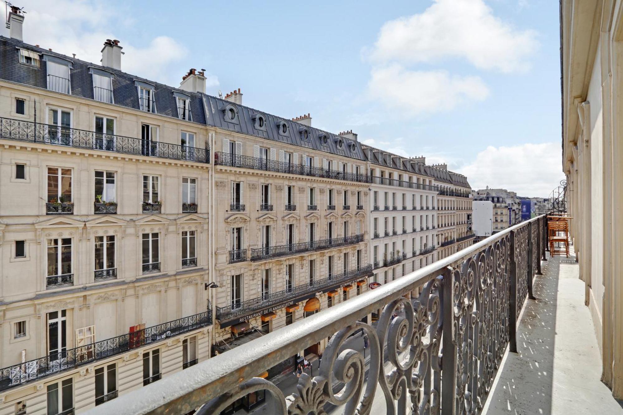 Paris Home Collection Serviced Apartments In Opera - Rue Saint-Lazare Exteriör bild